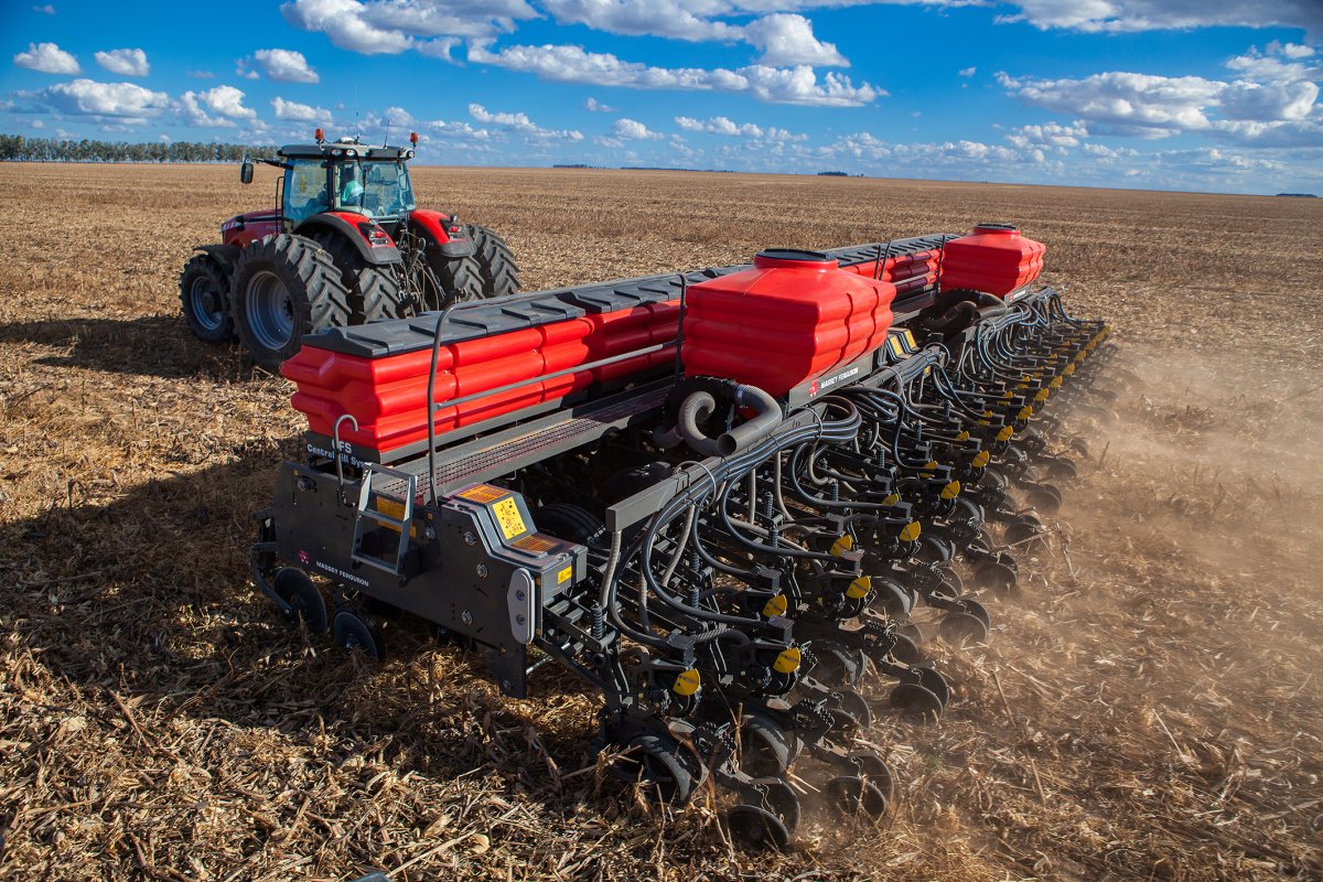 Toledo recebe o Planeta Massey Ferguson - Blog do Caminhoneiro